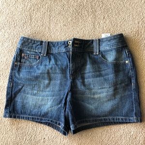Hilfiger shorts ladies 10